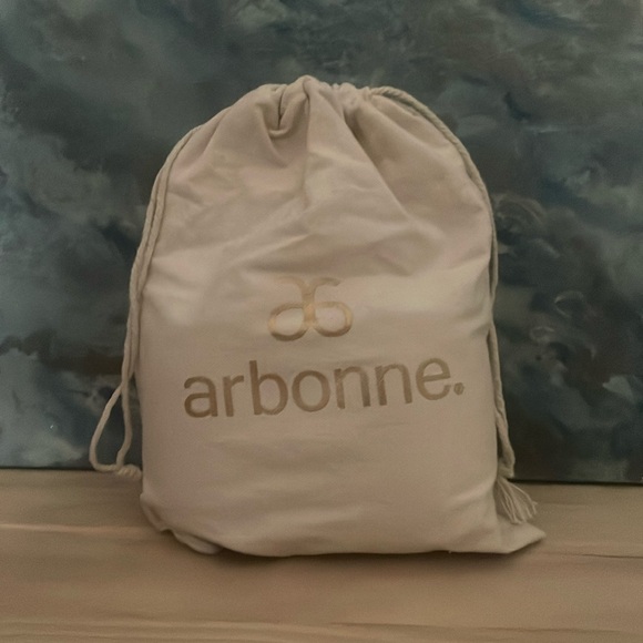 ARBONNE LOGO’D silicone glasses with storage bag NEW - Picture 2 of 6